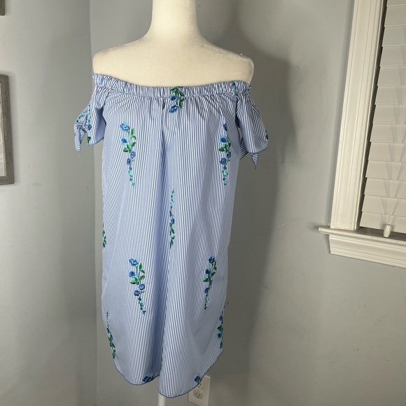 Miley + Molly Off Shoulder Blue White Stripe Floral Embroidery Shift Dress S - Picture 1 of 10